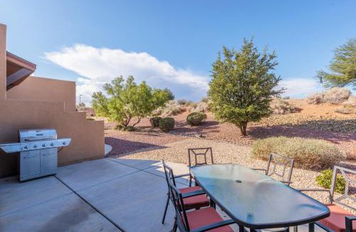 St. George Villa | Sunny Ledgeview Retreat