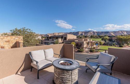 St. George Villa | Sunny Ledgeview Retreat