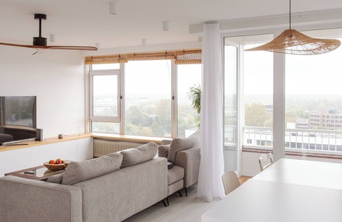 Westlandgracht Bed & Breakfast | Sunny room with gorgeous views