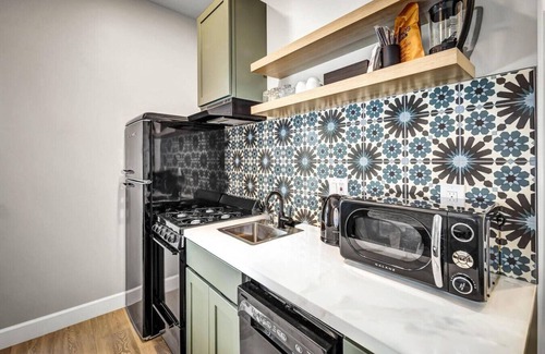 Vista Apartment | Sunny SoCal Getaway | Close to Beaches & Legoland