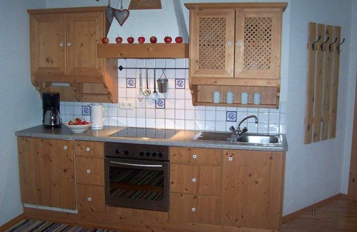 Laimach Apartment | sunny unobstructed location 70m² Apartment very cozy Tyrolean-style