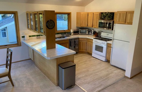 Vail Apartment | Sunny Vail Mountainside Getaway Amazing Location