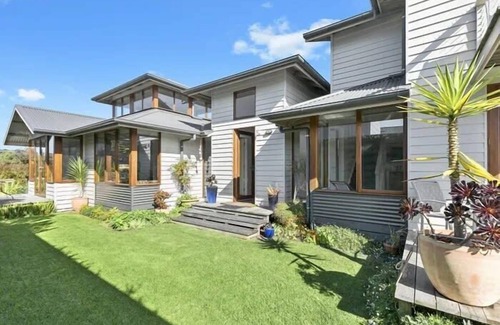 Aireys Inlet House | Sunnyside I Pet Friendly I Second Living