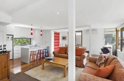 Aireys Inlet House | Sunnyside I Pet Friendly I Second Living