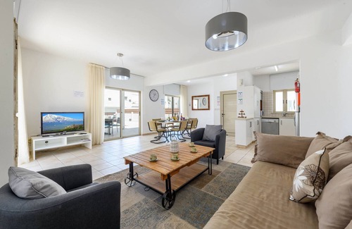 Protaras Villa | Sunrise Bay Villa #5 - Charming Protaras Centre Getaway
