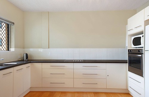 Bilinga Apartment | Sunrise Court 3 - Bilinga/North Kirra Beachfront