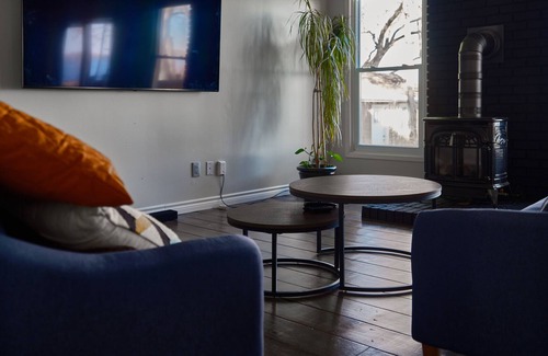 Rossmore House | Sunrise on Quinte Luxury Waterfront Home