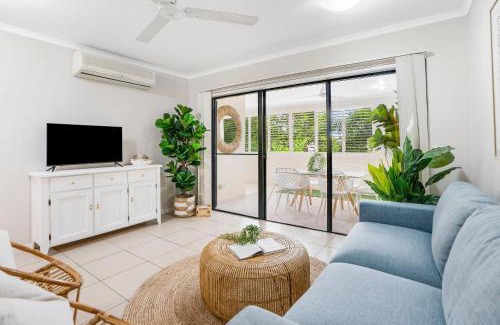 Cairns North Apartment | Sunrise Palms - Resort-style Escape by the Esplanade