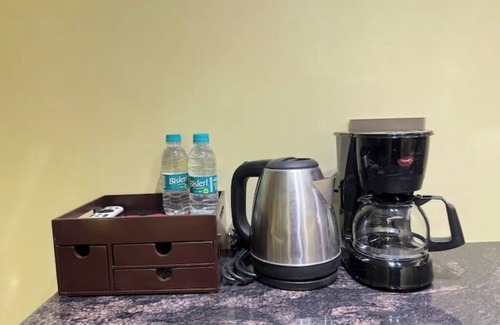 Connaught Place Apartment | Sunrise studio 2