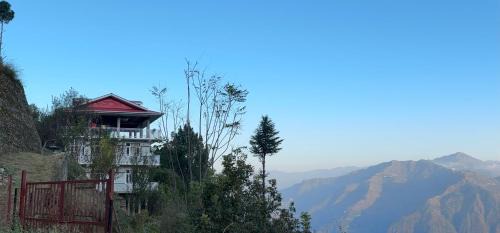 Kotgarh House | Sunrise View Homestay