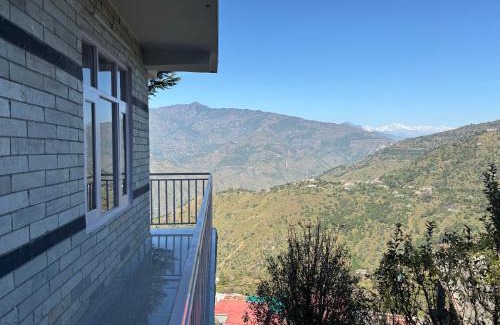Kotgarh House | Sunrise View Homestay