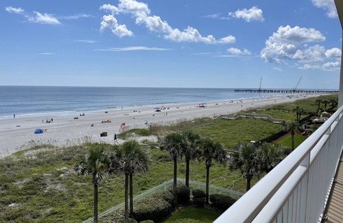 Jacksonville Beach Condo | Sunrise View at Jacksonville beach