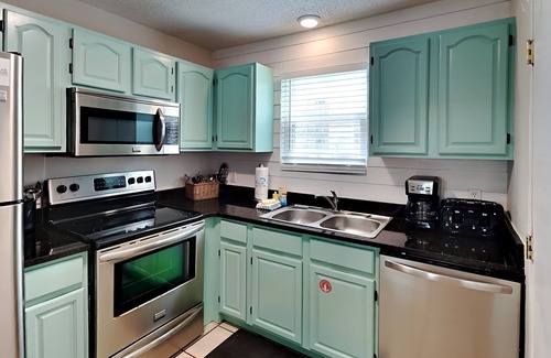 Gulf Shores Condo | Sunrise Village #113