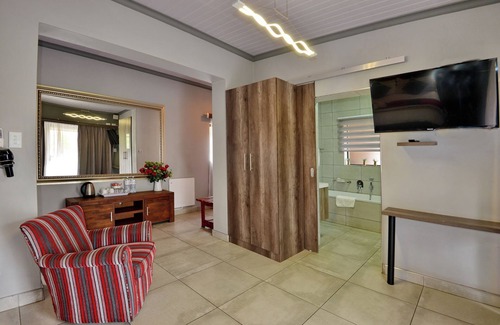 Kempton Park House | Sunrock Guesthouse