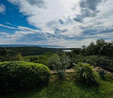 Muggia House | SunSeaPoolsideStudio CasaSolare VistaMare