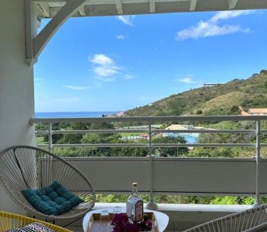 Le Carbet Apartment | Sunset Appart, T2 avec vue mer et plage à 1 km