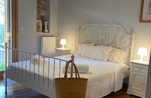 Chalcis Villa | Sunset Bay