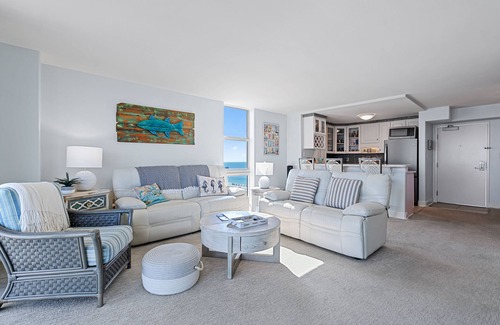 Villa Sabine Condo | Sunset Bay Views! 3BR Condo with Pool, Dock and Beach Access