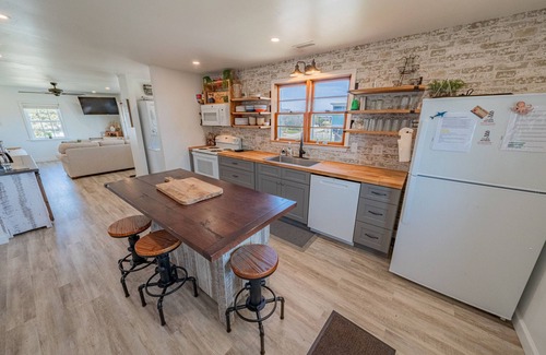 Avon House | Sunset Cottage on the Pamlico SoundnPerfect for Kite surfing