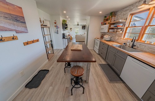 Avon House | Sunset Cottage on the Pamlico SoundnPerfect for Kite surfing