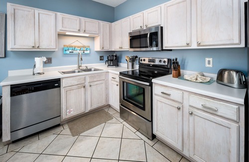 Fort Walton Beach Condo | Sunset Cottages 5A COZY Cottage! Just steps to pool and beach!
