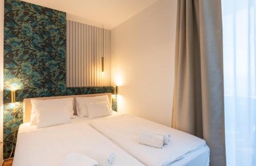 Fonyodliget Apartment | Sunset LakeView with Jacuzzi