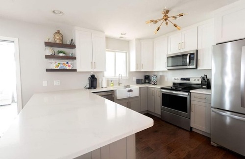 Sunrise Beach House | Sunset Retreat: Mile Marker 21 Overlook