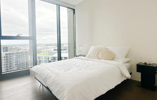 Lidcombe Apartment | Sunset Serenity 2 bedroom Apt in Olympic Park
