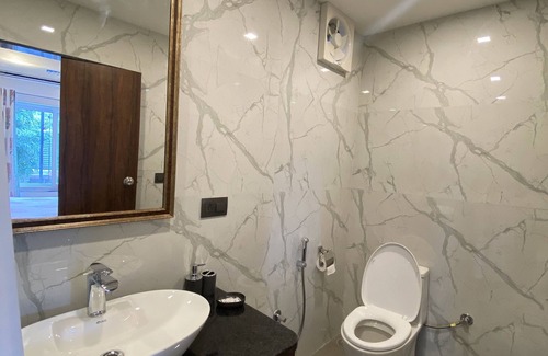 Udaipur Other | Sunset Square @ Family Vacay