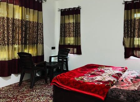 Srinagar House | Sunset View Gulmarg