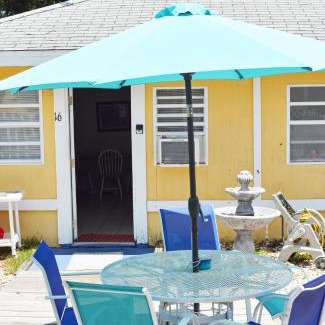 Indian Rocks Beach House | Sunshine Cozy Cottage