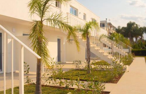 Lido Apartment | SUNSHINE LUXURY APARTMENTS - Private Pool and Beach - Policoro Lido