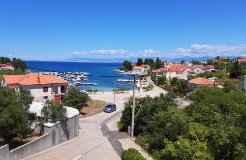 Lukoran Apartment | Sunshine Place by the beach