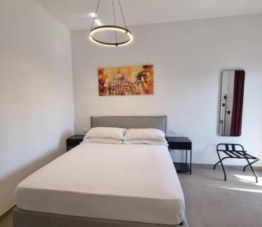Aurelio Apartment | Sunshine Suite