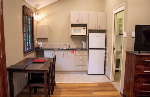 West Woombye Cottage | Sunshine Valley Cottages