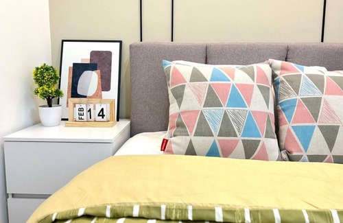 Taman Pertama Apartment | Sunway Velocity / 8 Pax / MyTown / Ikea / Maluri