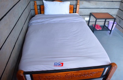 Makueni Bed & Breakfast | Supastop Rest & Go