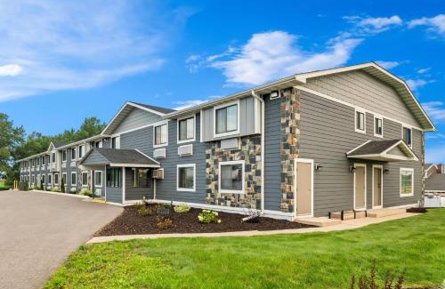 Alexandria Hotel | Super 8 by Wyndham Alexandria MN