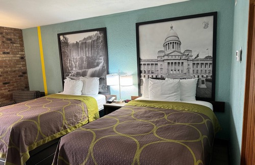 Blytheville Hotel | Super 8 by Wyndham Blytheville