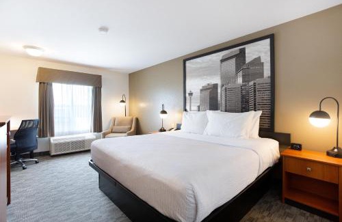 Southwest Calgary Hotel | Super 8 by Wyndham Calgary Shawnessy Area