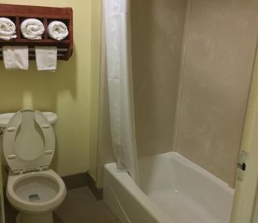 Fairfield Hotel | Super 8 by Wyndham Fairfield Tx