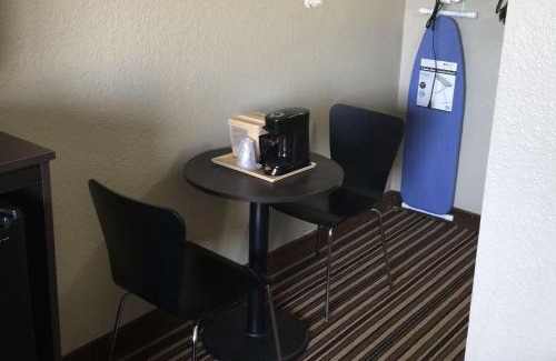 Florence Hotel | Super 8 by Wyndham Florence