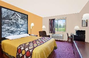 Hillsville Hotel | Super 8 by Wyndham Hillsville