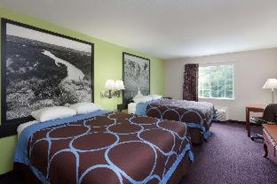 Huntsville Hotel | Super 8 by Wyndham Huntsville