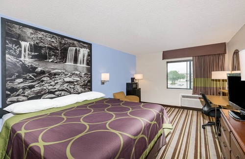 Jonesboro Hotel | Super 8 by Wyndham Jonesboro