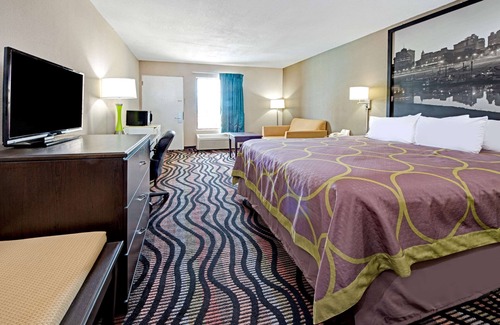 Lakeland Hotel | Super 8 by Wyndham Lakeland