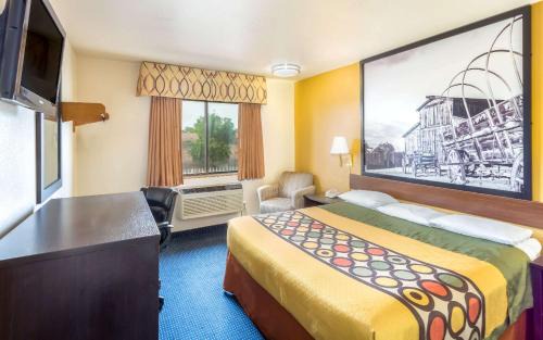 Mesa Hotel | Super 8 by Wyndham Mesa Gilbert