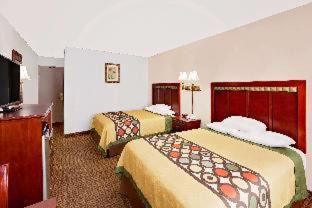 Plainview Hotel | Super 8 by Wyndham Plainview