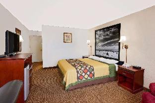 Plainview Hotel | Super 8 by Wyndham Plainview