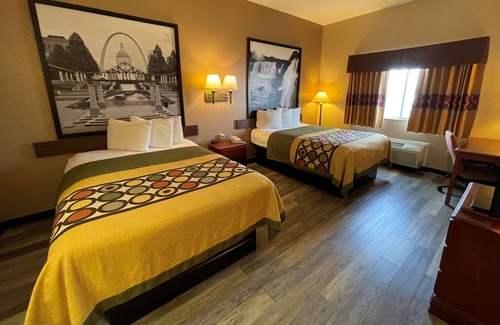 Rolla Hotel | Super 8 by Wyndham Rolla